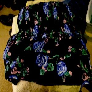 Small floral print mini